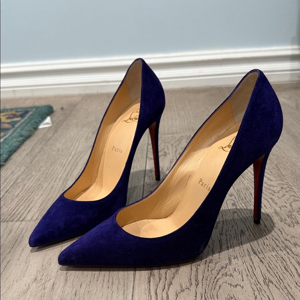 Christian Louboutin Deep Purple/Blue Suede pumps